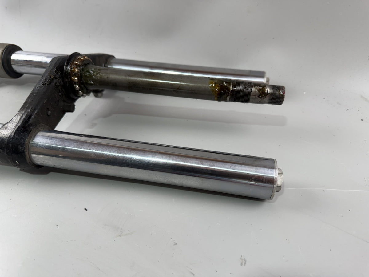 Yamaha XJ 600 Diversion 4BR 4LX Gabel Standrohr Tauchrohr Fork Absorber vorn