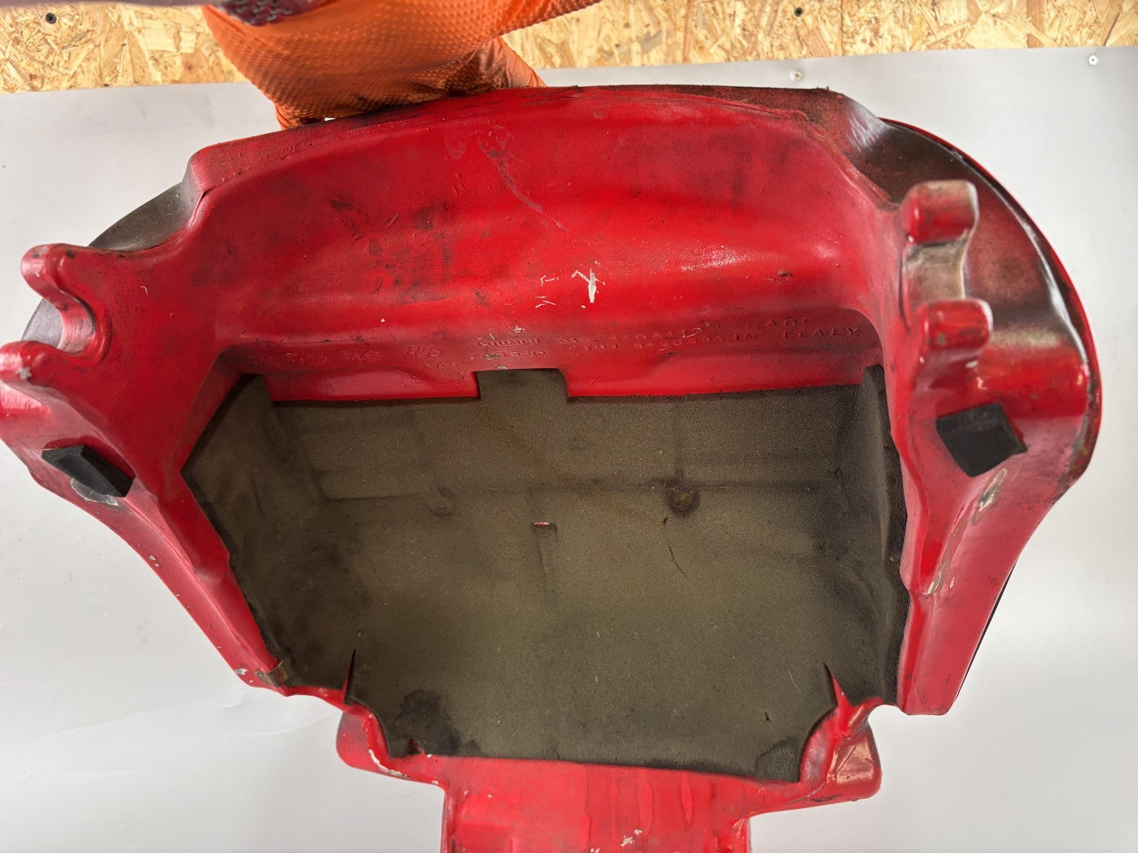Triumph Daytona 955 T 595 Tank Benzintank Fuel Gas Gasoline Kraftstofftank