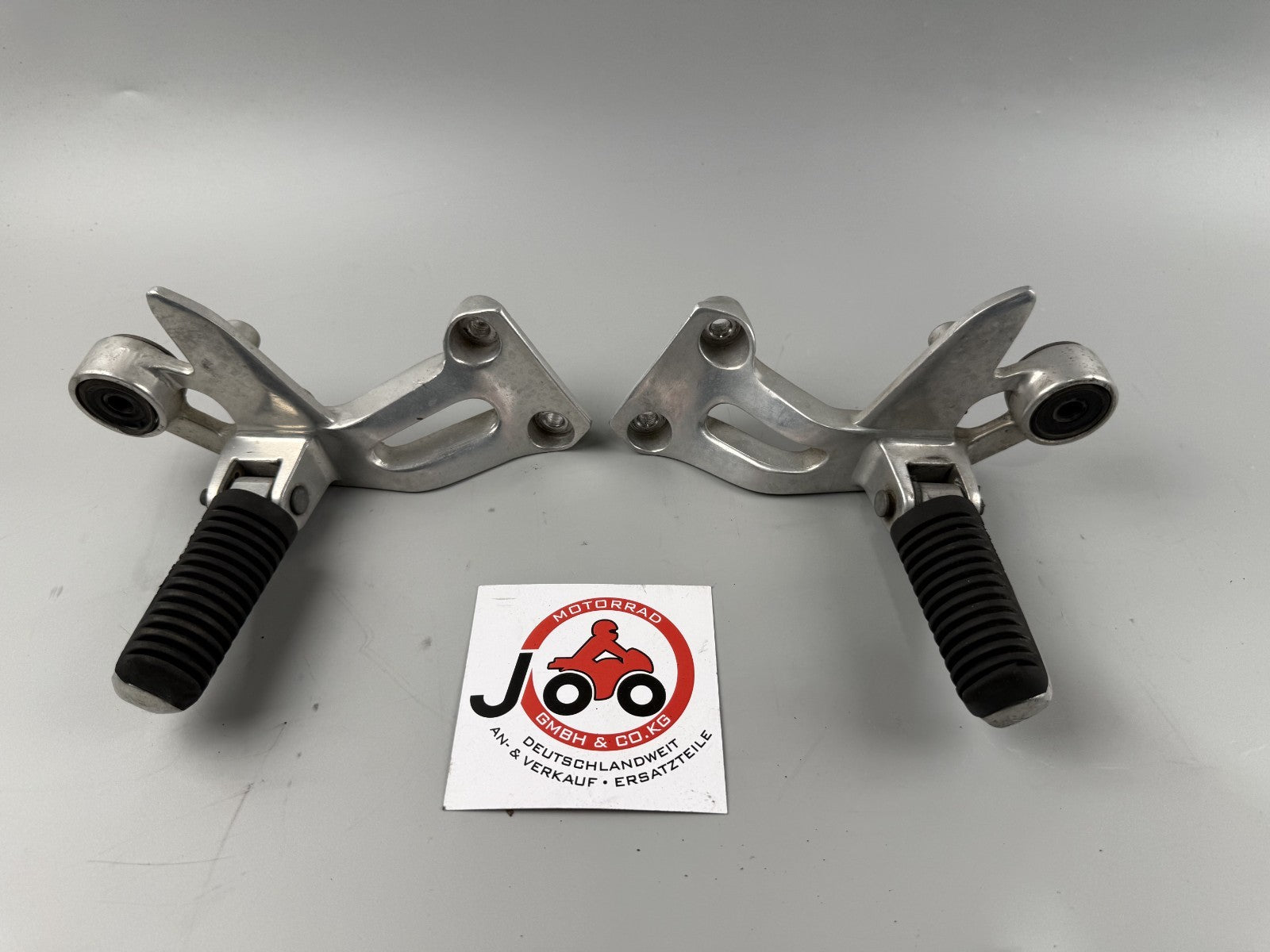 Yamaha XJ900 Diversion 4KM Fußrasten Soziusfußraste Hangers Foot Step hinten