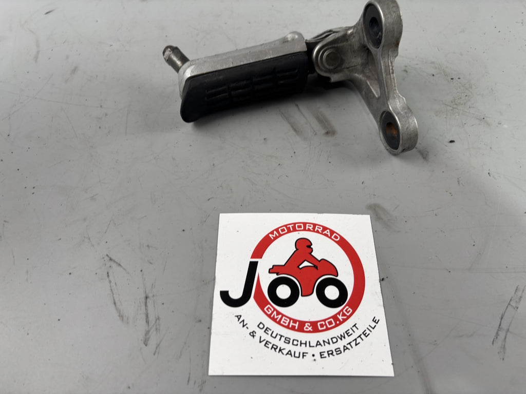 Honda CBR 1000F SC24 Fußraste Foot Step links left Beifahrer Sozius