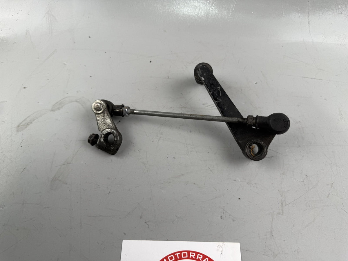 Suzuki GSX 750 AE Inazuma Schaltgestänge Schaltpedal Switch Motor Engine