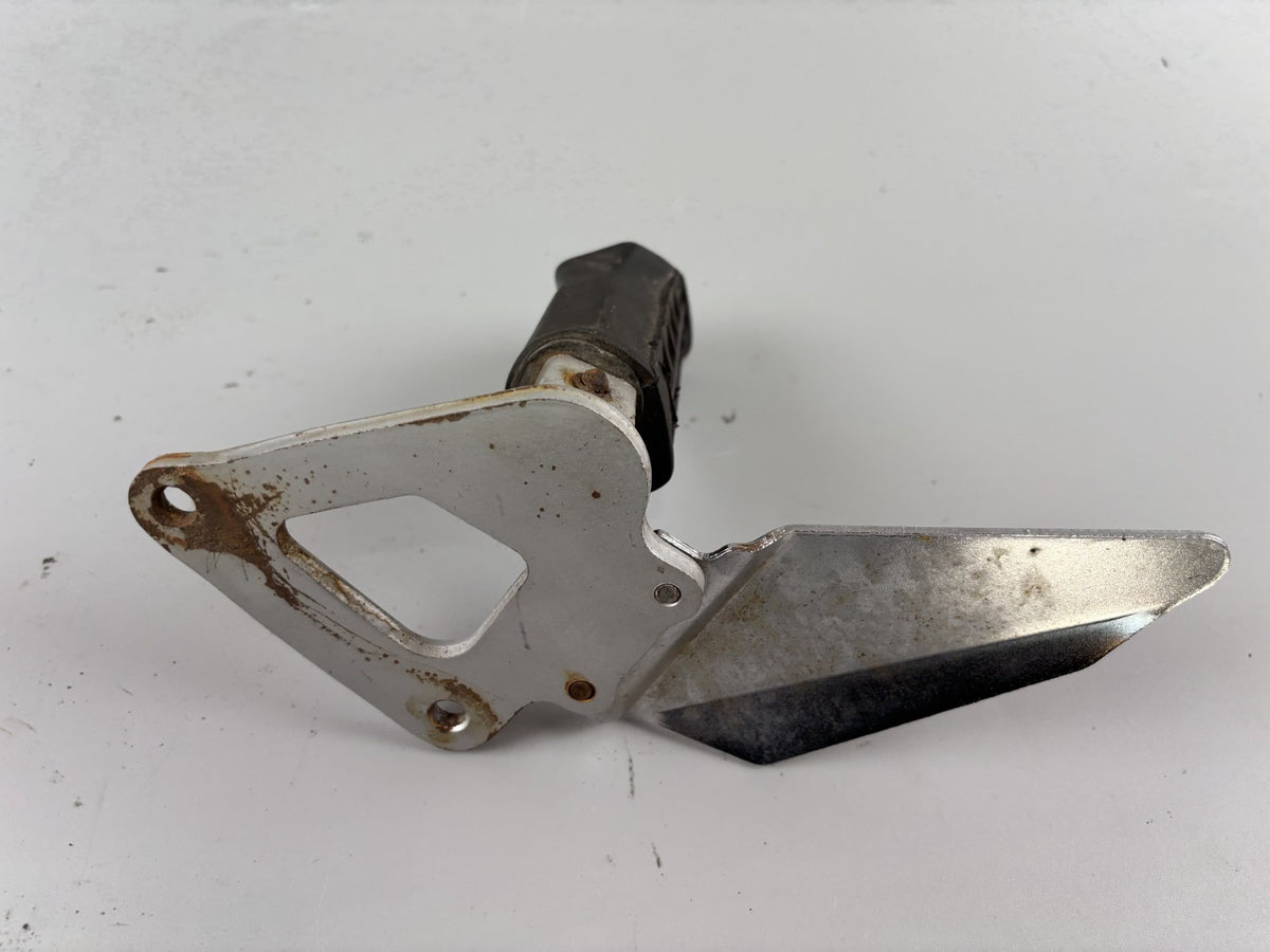 Suzuki GS 500 EU GM51B Fußrastenanlage Fußraste Hangers Step links left