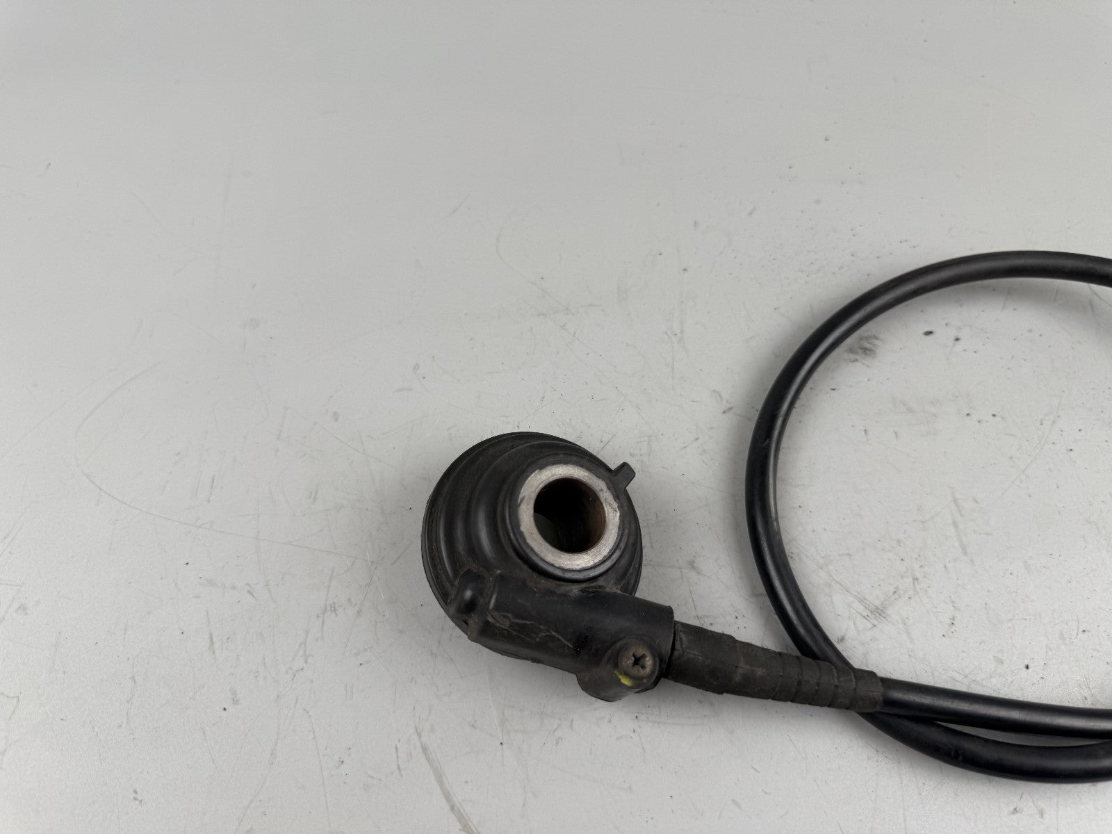 Suzuki GSX750 AE Inazuma Tachoschnecke Tachowelle Speedometer Antrieb