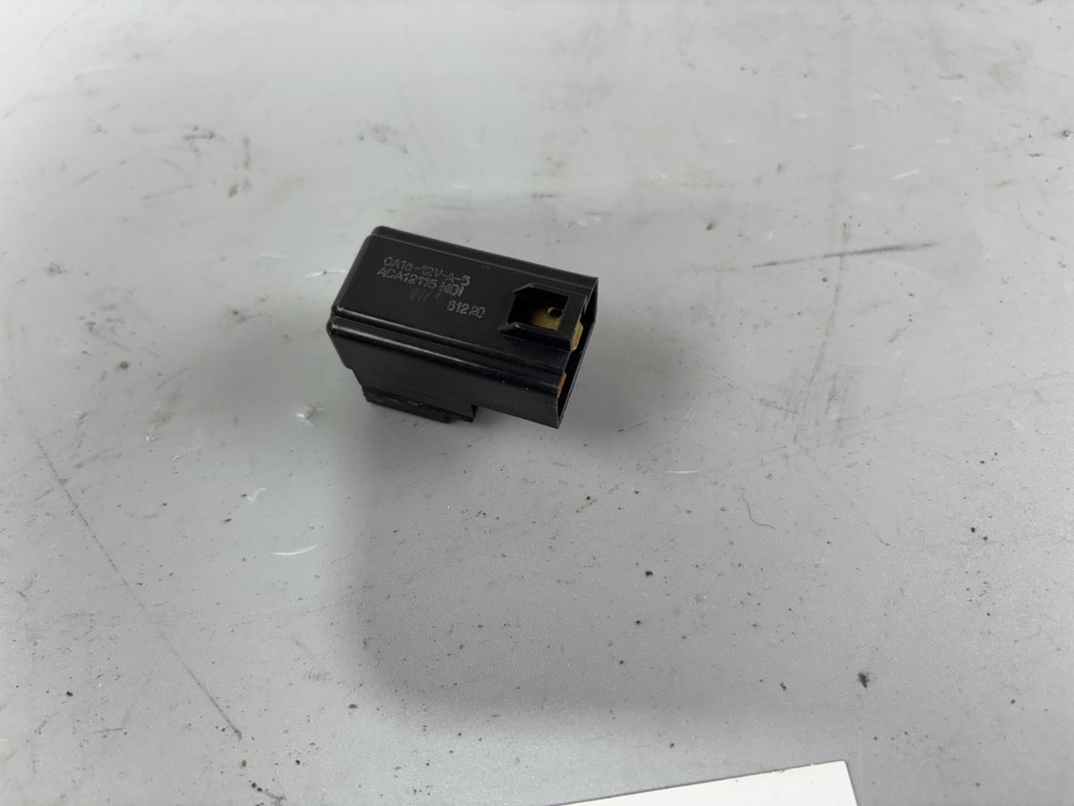 Suzuki GSF600 GN77B Relais Electric