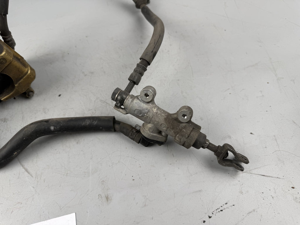 Honda NT650V Deauville RC47 Bremse Bremsanlage Brake hinten back Sattel Pumpe