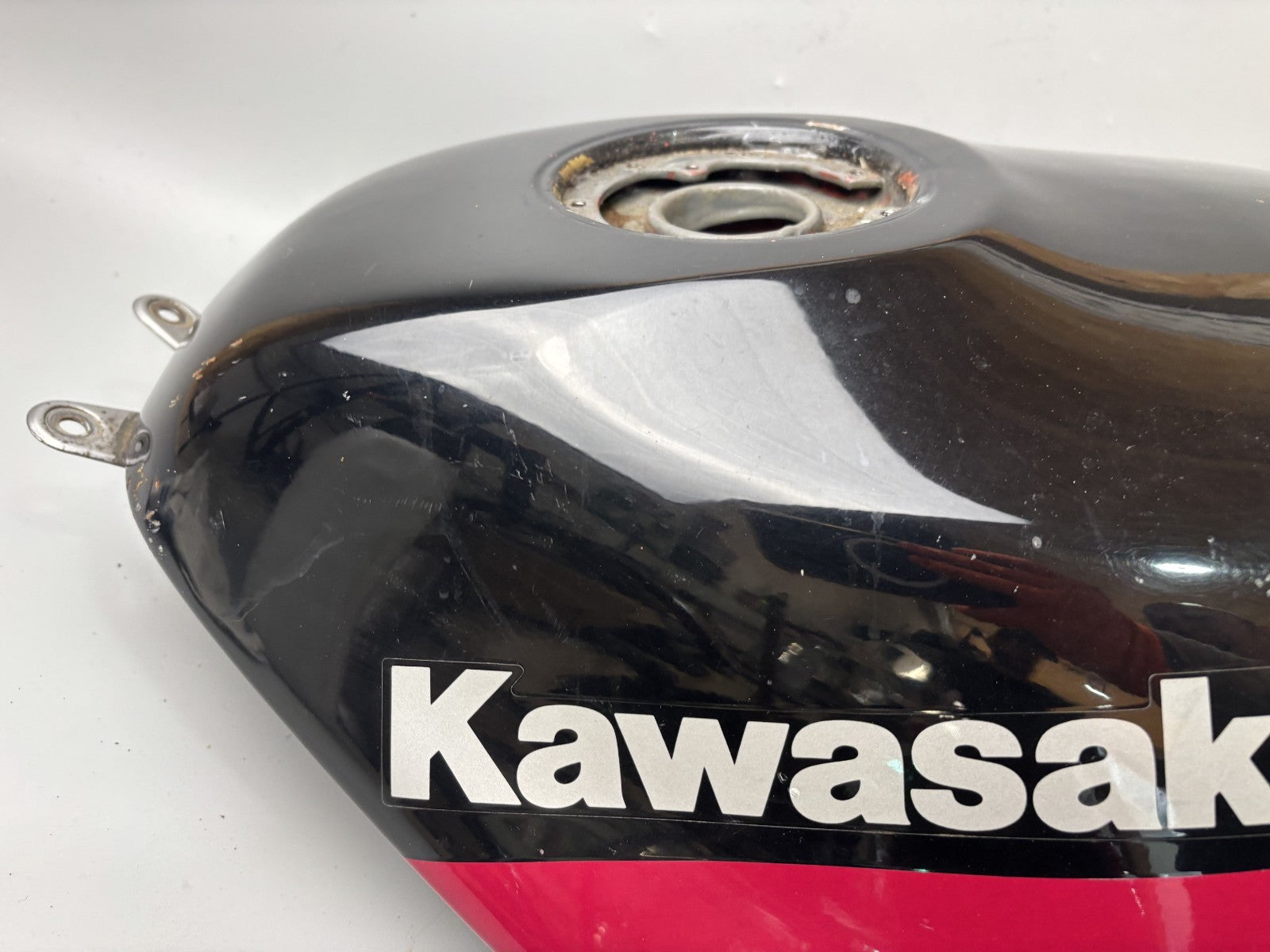 Kawasaki ZZR600D ZX600D Tank Benzintank Kraftstofftank Fuel Gasoline