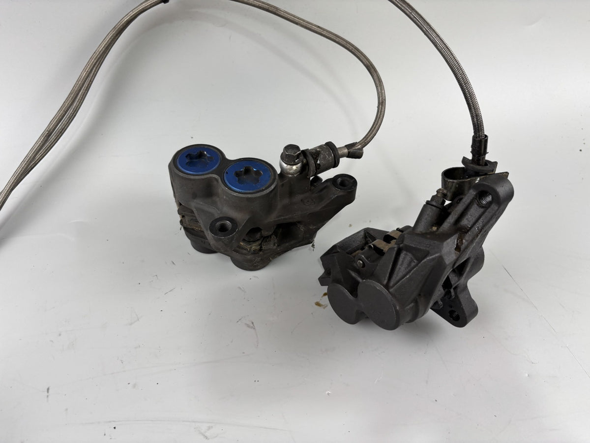 Yamaha FZS600 Fazer RJ02 Bremsanlage Brake Bremse Pumpe Sattel vorne front