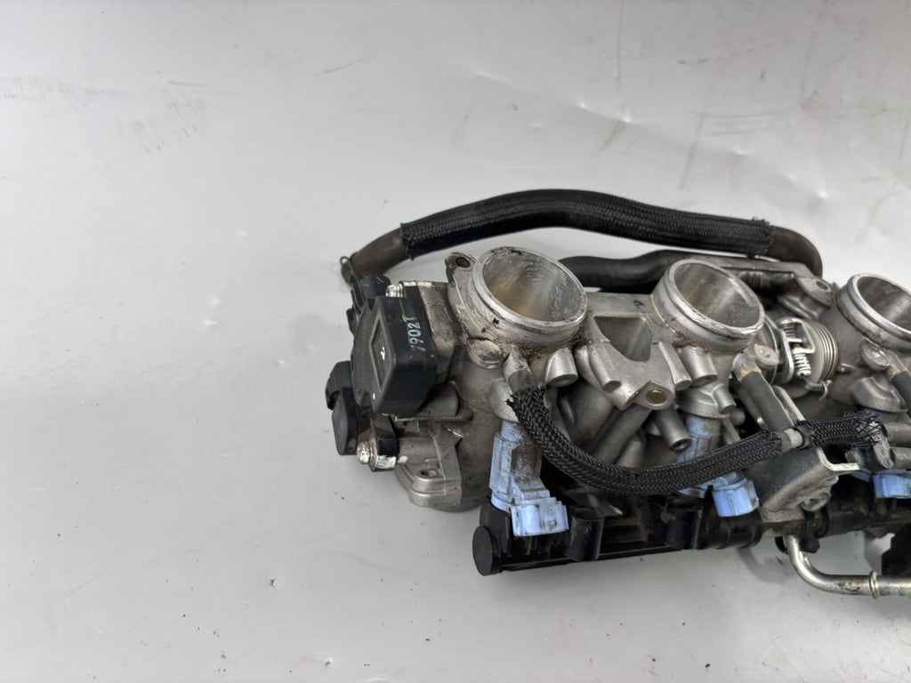 Suzuki GSX 650 F FA WVCJ Vergaser Carburetor Einspritzanlage Drosselklappen
