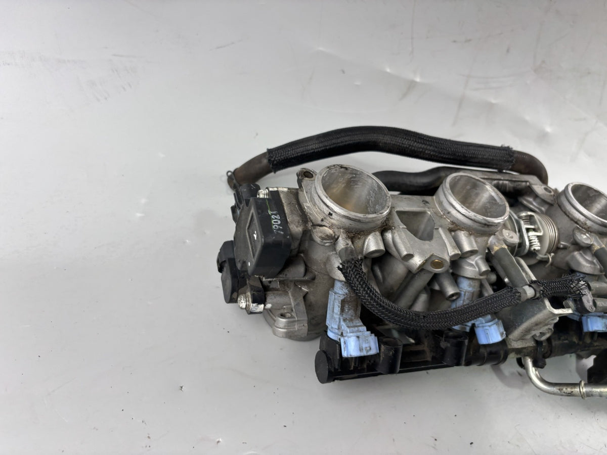 Suzuki GSX 650 F FA WVCJ Vergaser Carburetor Einspritzanlage Drosselklappen