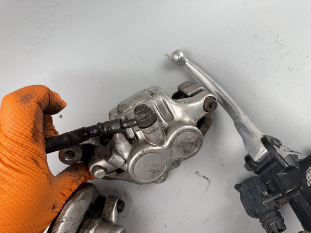 Yamaha XJ900 Diversion 4KM Bremsanlage Bremse Brake Sattel Pumpe vorne front