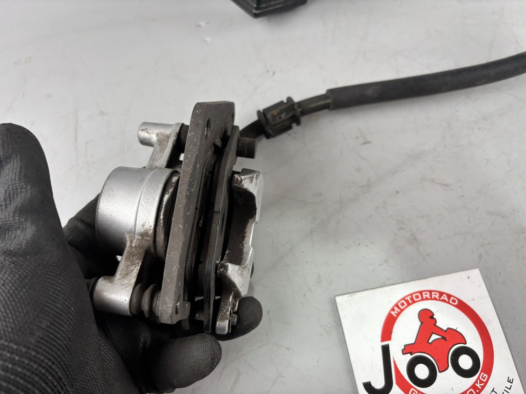Yamaha YBR 125 RE05 Bremsanlage Bremse Brake Bremszange Bremspumpe