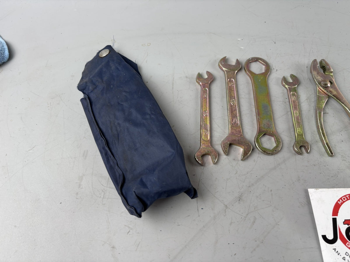 Yamaha YBR 125 RE05 Bordwerkzeug Tools Werkzeugtasche
