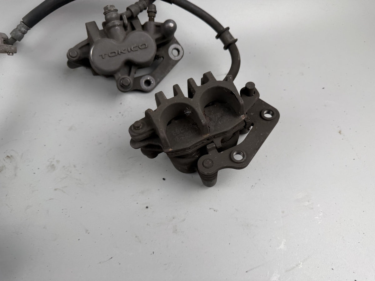 Suzuki GSX 750 AE Inazuma Bremse Bremsanlage Brake Sattel Pumpe vorn front