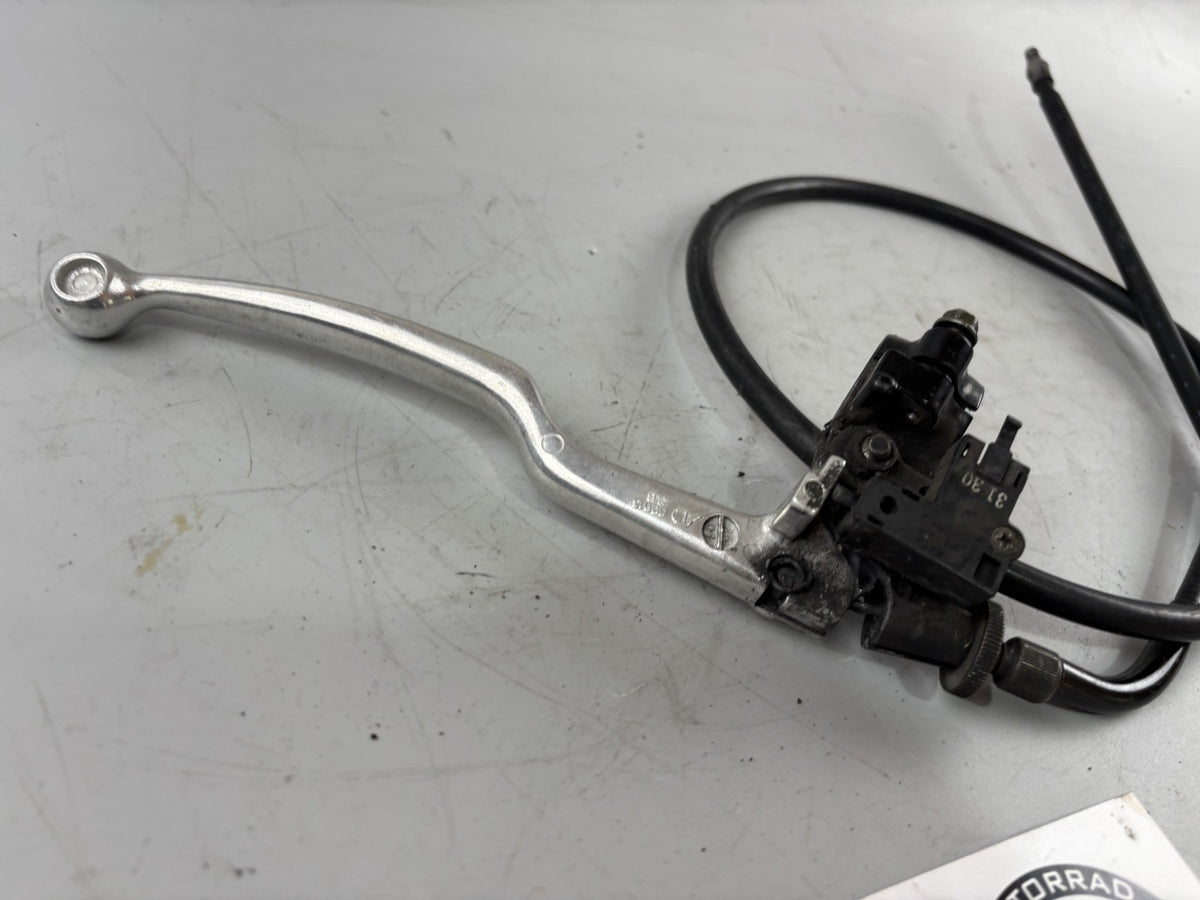 Yamaha FZS600 Fazer RJ02 Fußrasten Sozius Step back hinten Beifahrer links left
