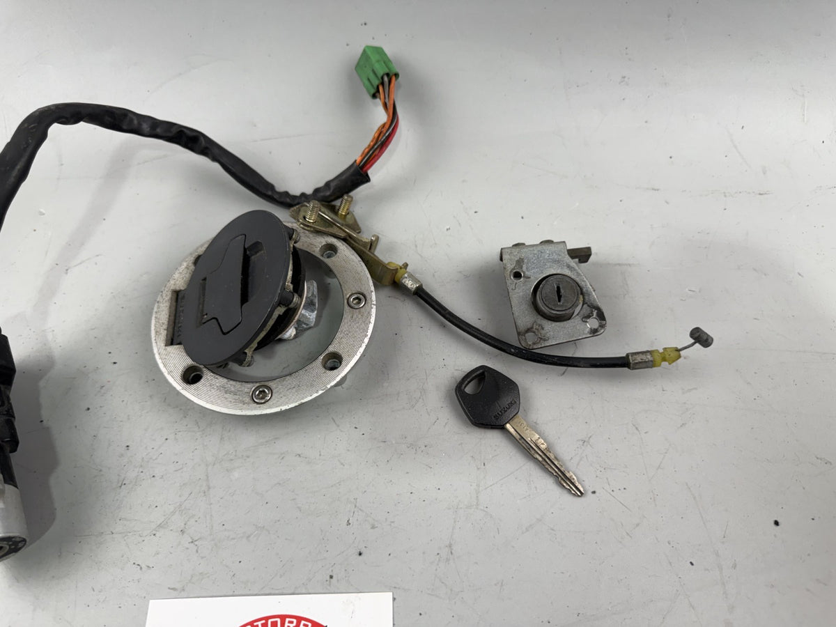 Suzuki GSX 750 AE Inazuma Schlosssatz Key Zündschloss Tankschloss Lock