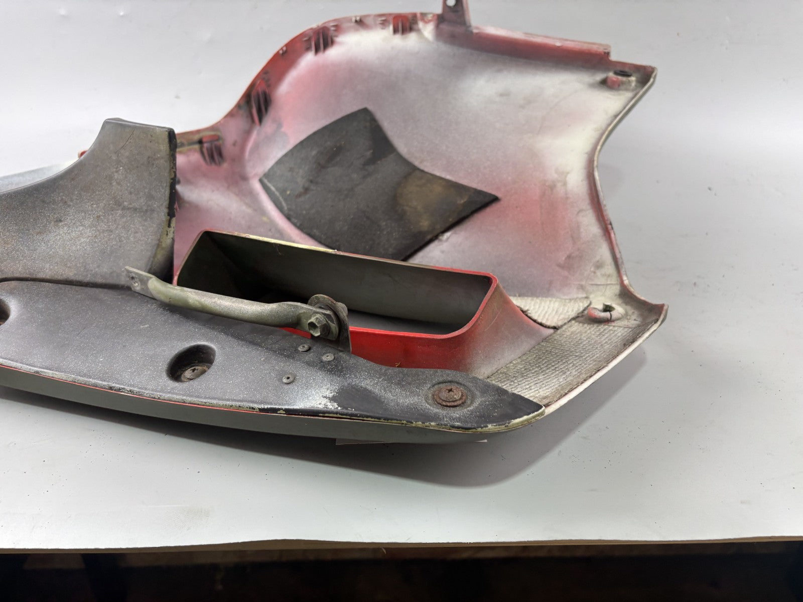 Suzuki DR 800 S DR BIG SR43 A/B Seitendeckel Seitenteil Sidecover rechts right