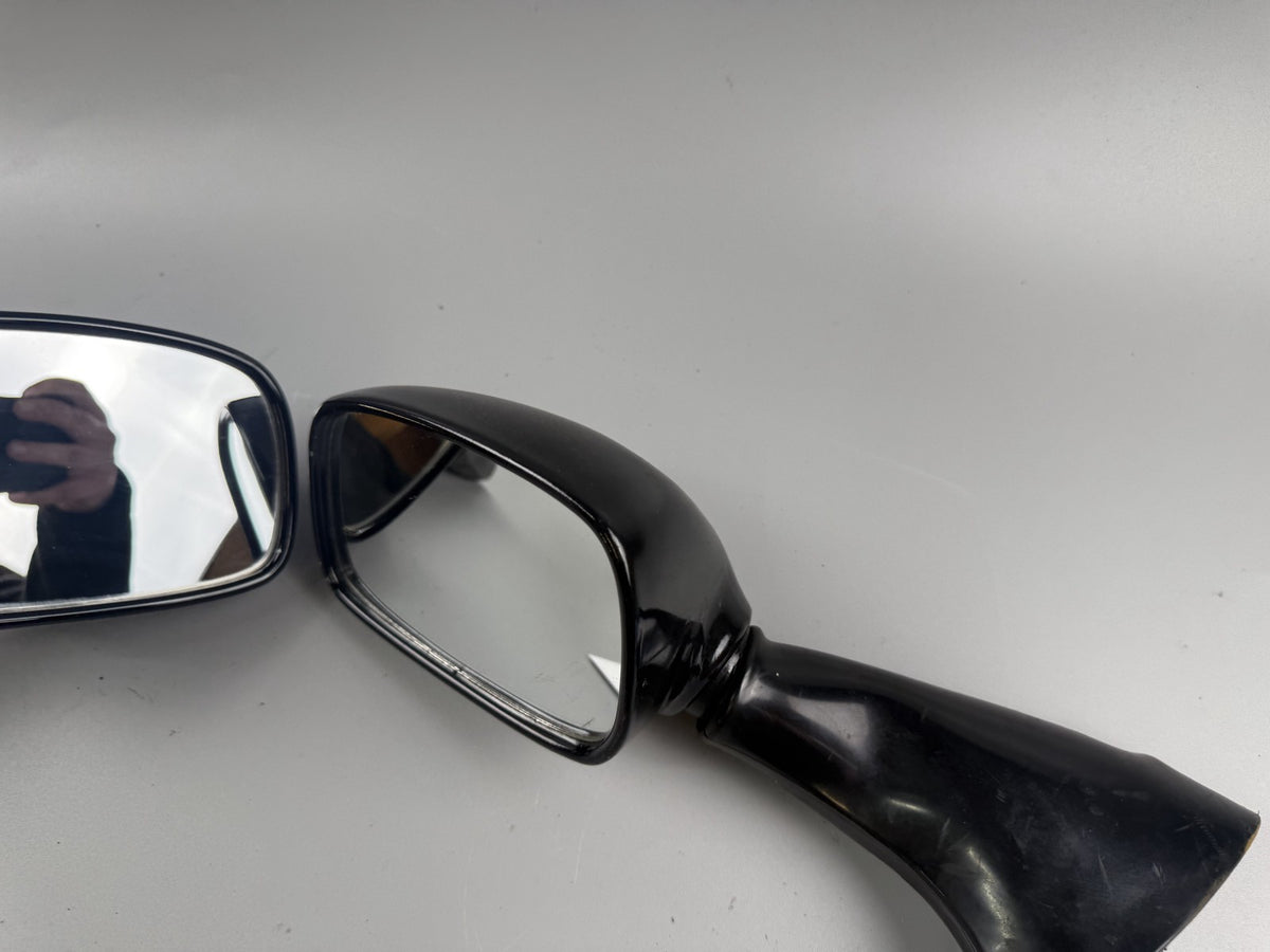 Triumph Sprint 955i ST T695 Rückspiegel Spiegel Spiegelpaar Mirror