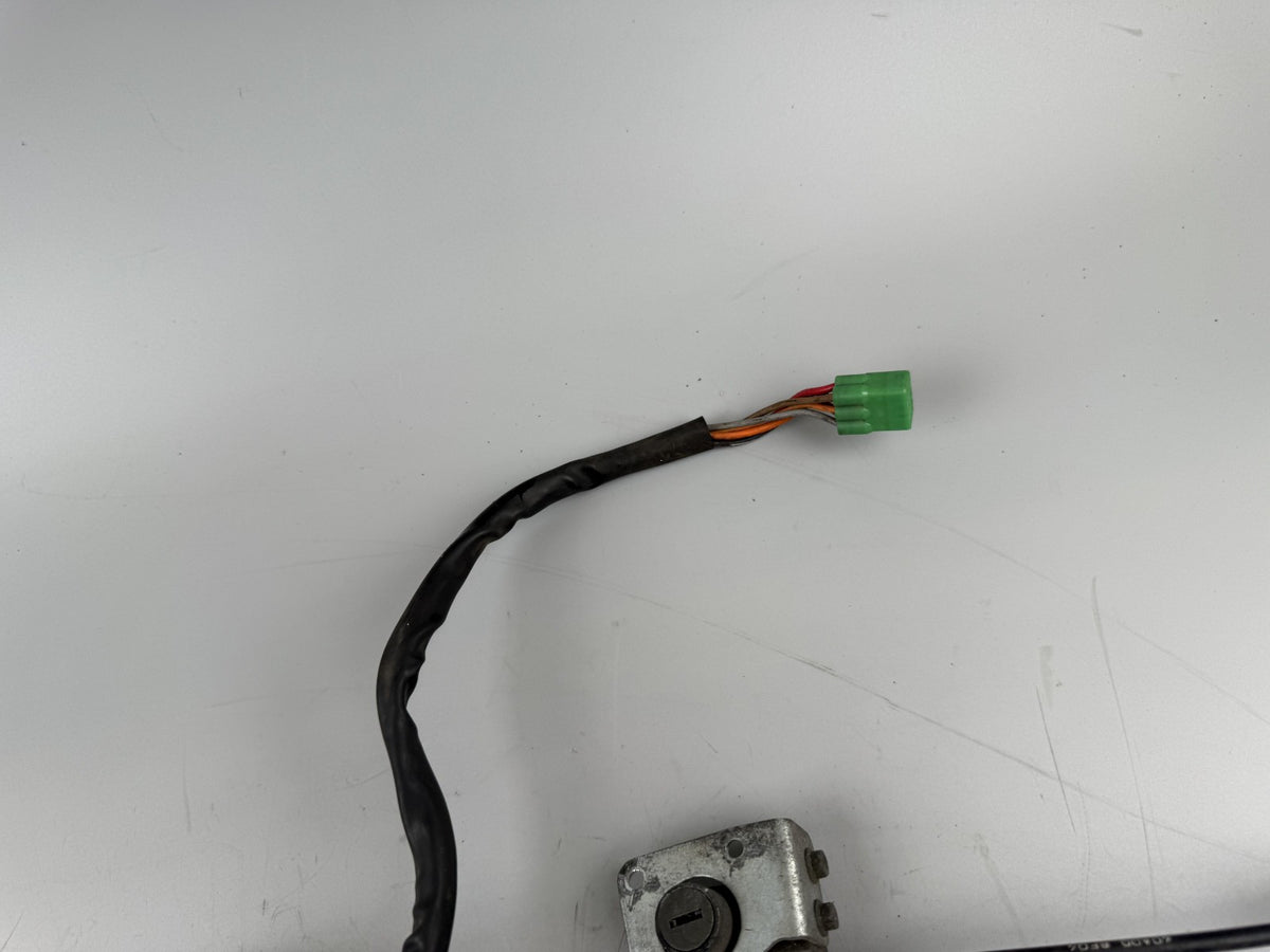Suzuki GSX750 AE Inazuma Schlosssatz Key Zündschloss Tankschloss Lock