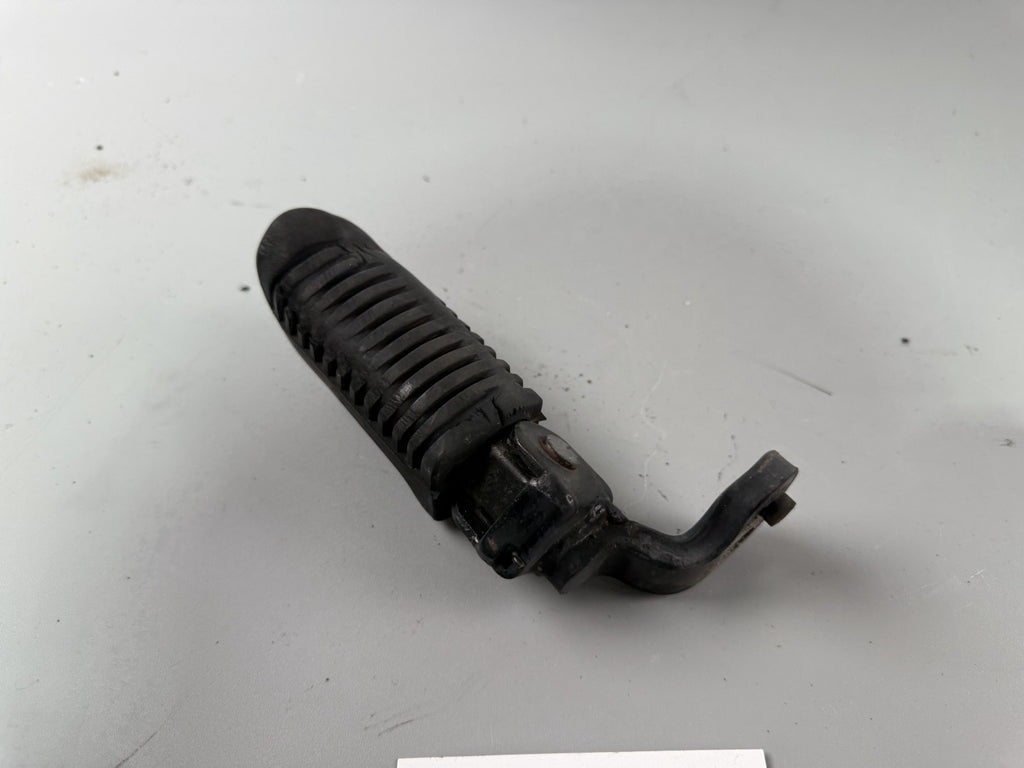 Yamaha XS 400 12E Fußraste Fahrerfußraste Foot Step Hangers links left