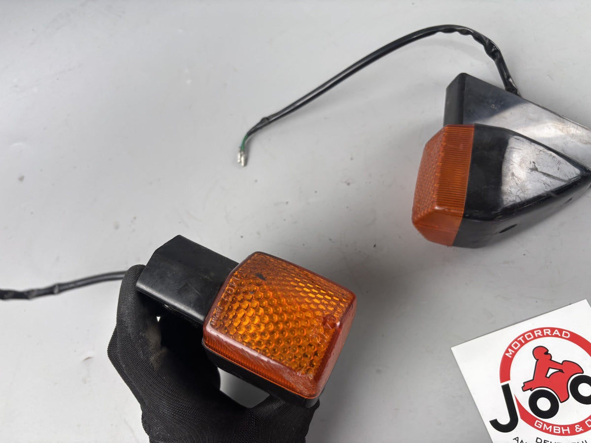 Honda CBR 1000F SC24 Blinker Blinkerpaar hinten back Lighters Licht Lampe