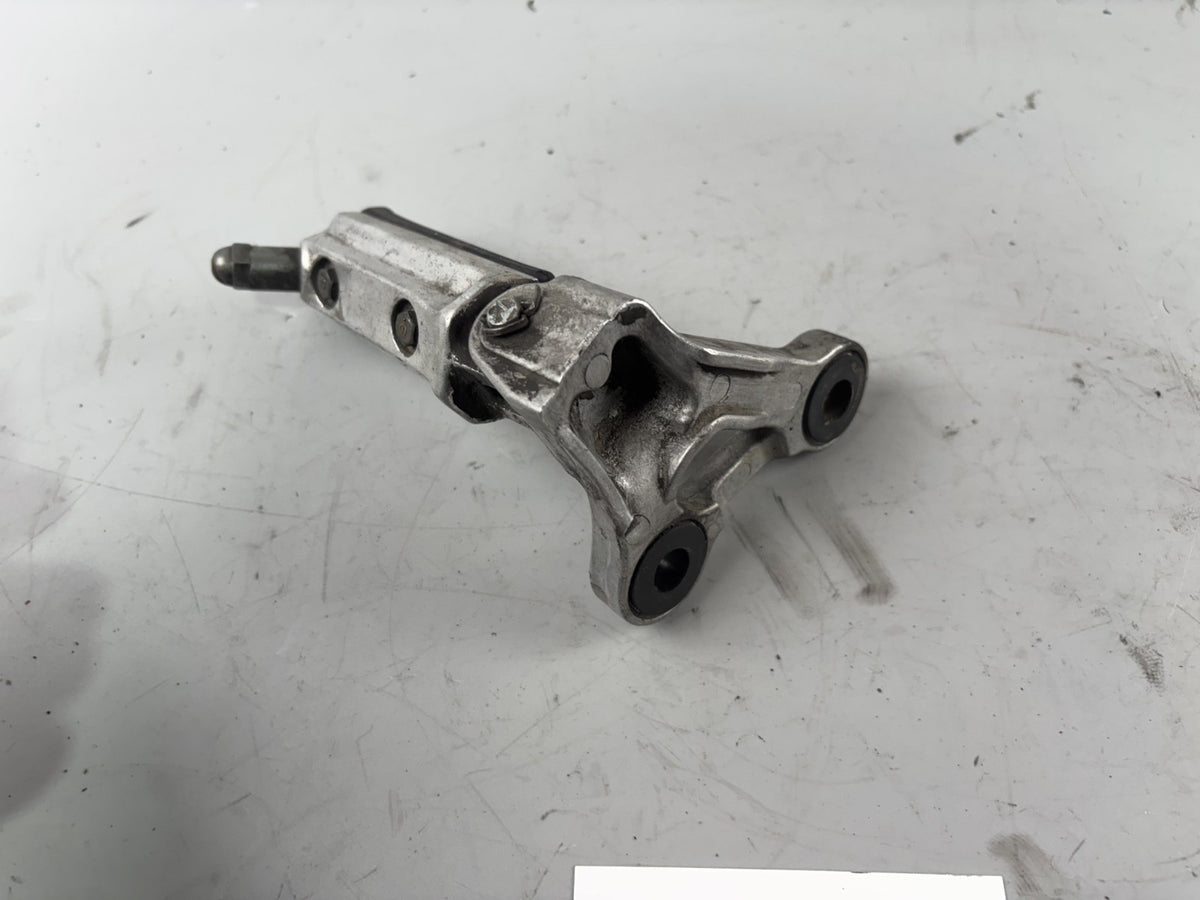 Honda CBR 1000F SC24 Fußraste Foot Step links left Beifahrer Sozius