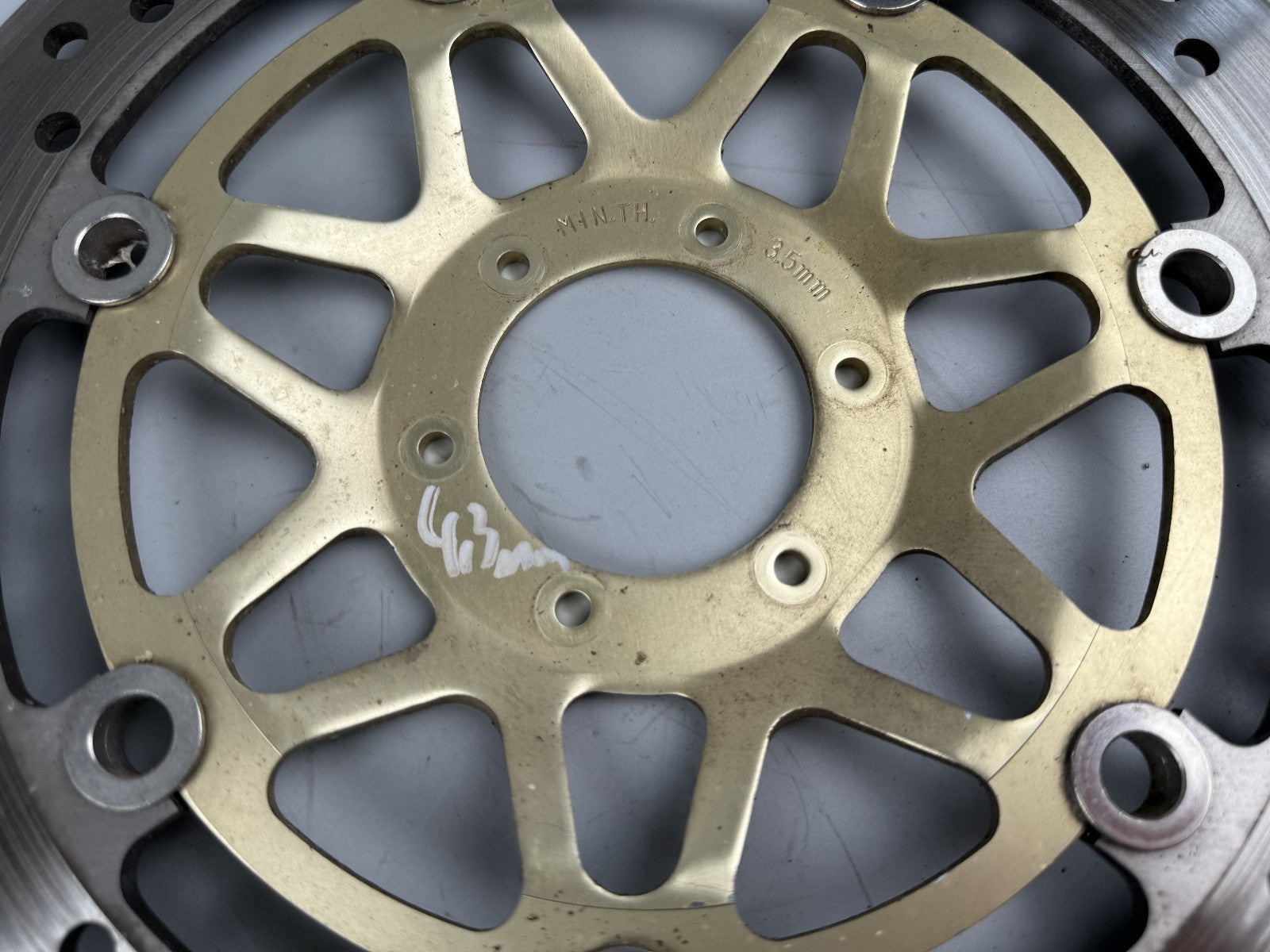 Honda VFR800 RC46 FI Bremsscheiben Bremsscheibe Brake vorne front 4,3mm