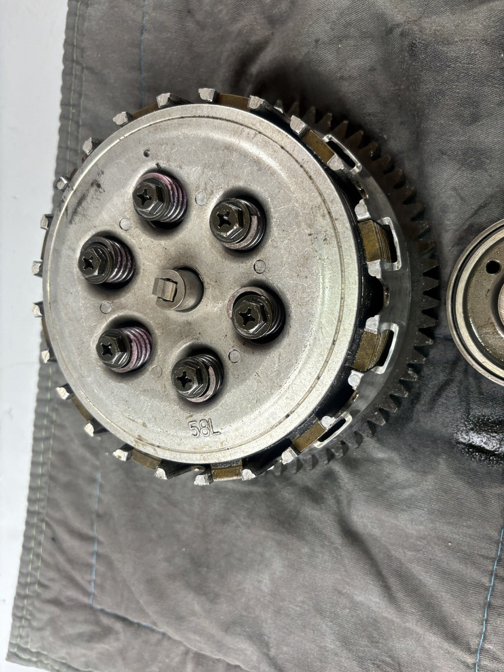Yamaha TDM 850 3VD Kupplung Kupplungskorb Clutch Engine Motor