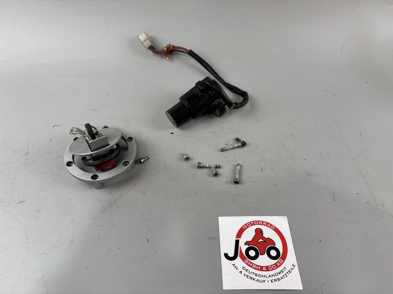 Yamaha SZR 660 Belgarda 4SU Schlosssatz Tankschloss Zündschloss Key Lock