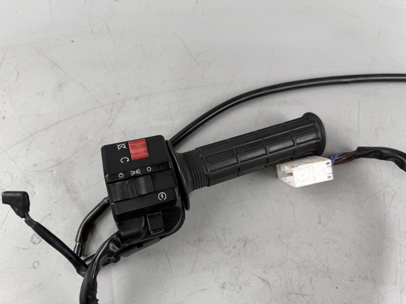 Triumph Daytona 1200 T300D Lenkerschalter Handlebar rechts right Switch Gasgriff
