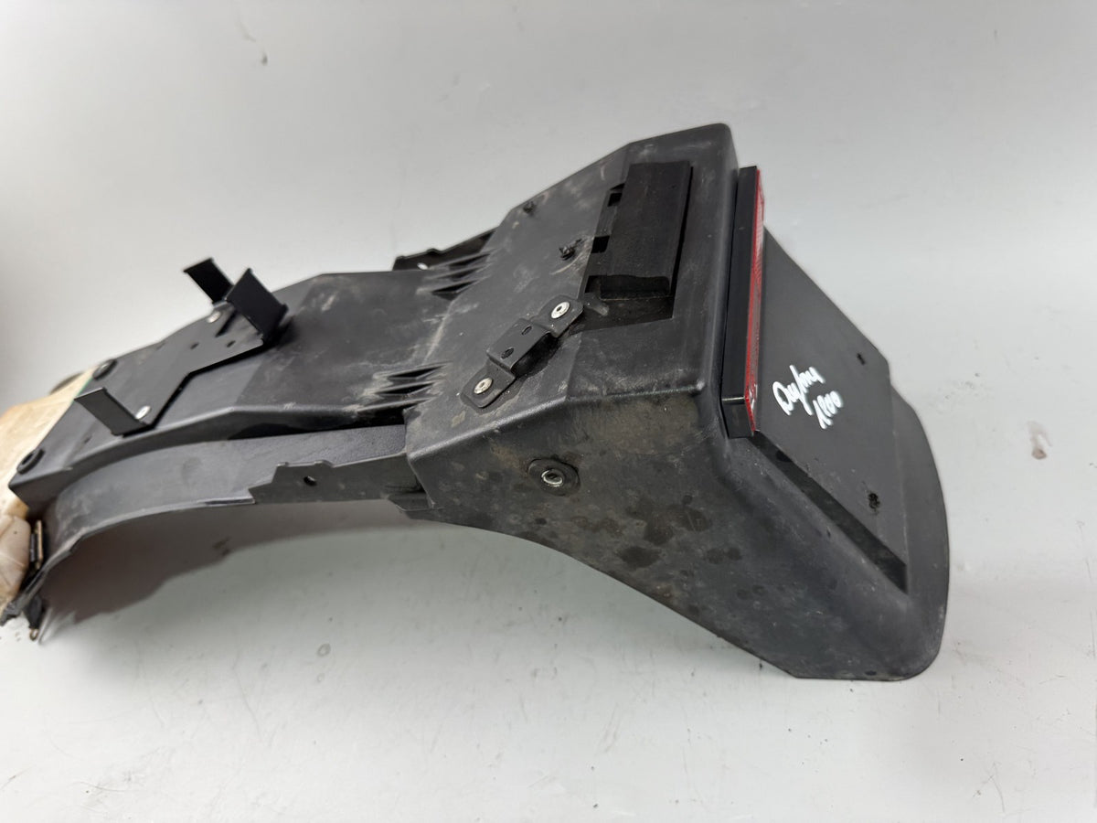 Triumph Daytona 1200 T300D Heckuntersicht Fender Spritzschutz hinten heck unter