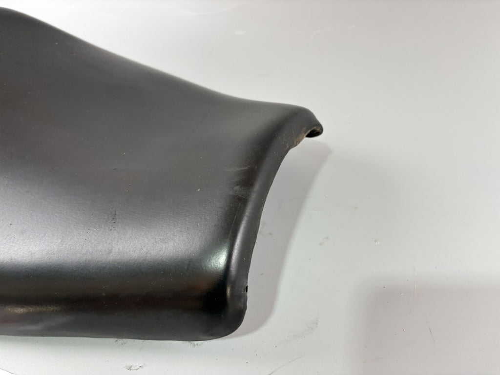 Triumph Daytona 955 T 595 Fahrersitz Driver Sitz Seat Sitzbank Kissen Polster