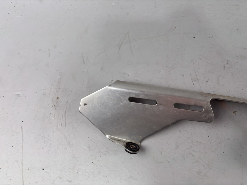 Suzuki GSX 750 AE Inazuma Kettenschutz Chain Protect Abdeckung Aluminium