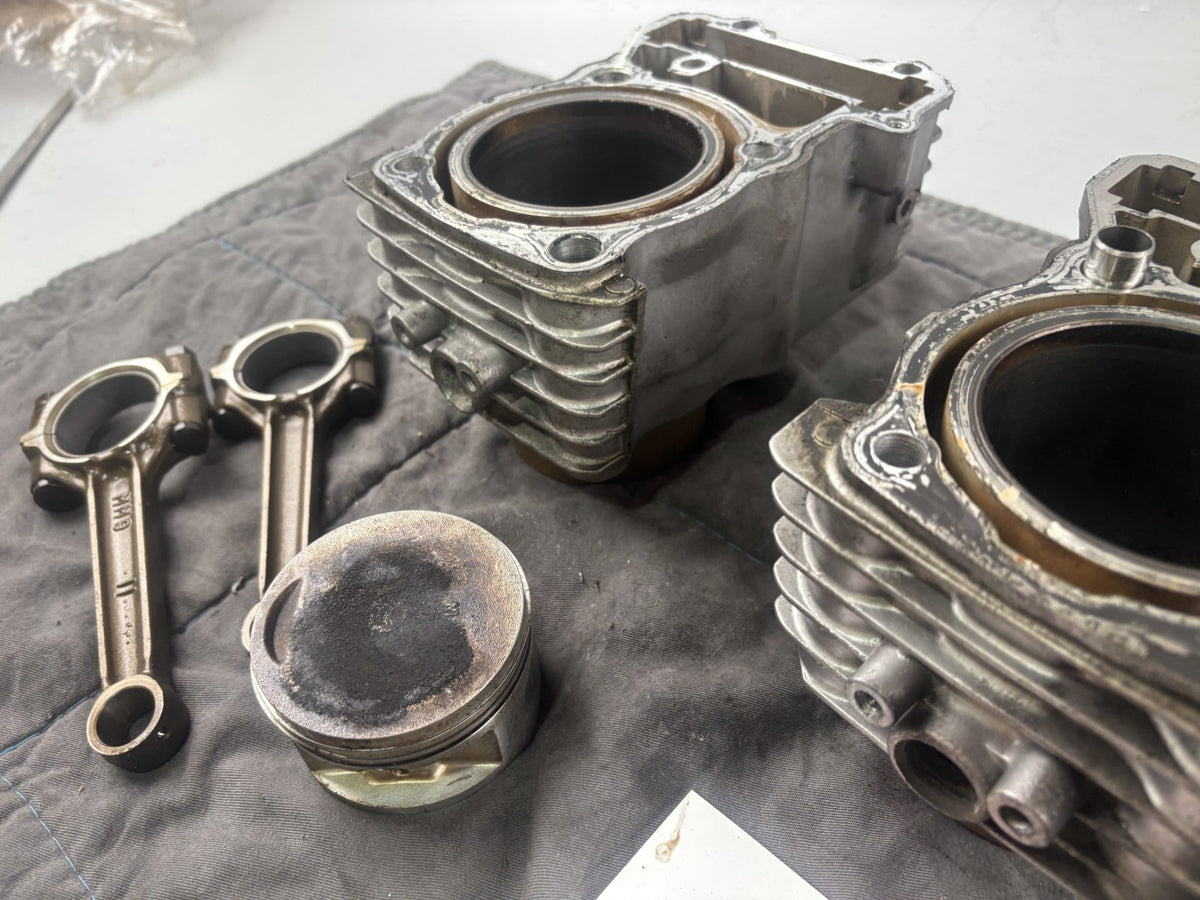 Honda Transalp XL 600 V PD06 Motor Engine Zylinder Cylinder Head Pleuel