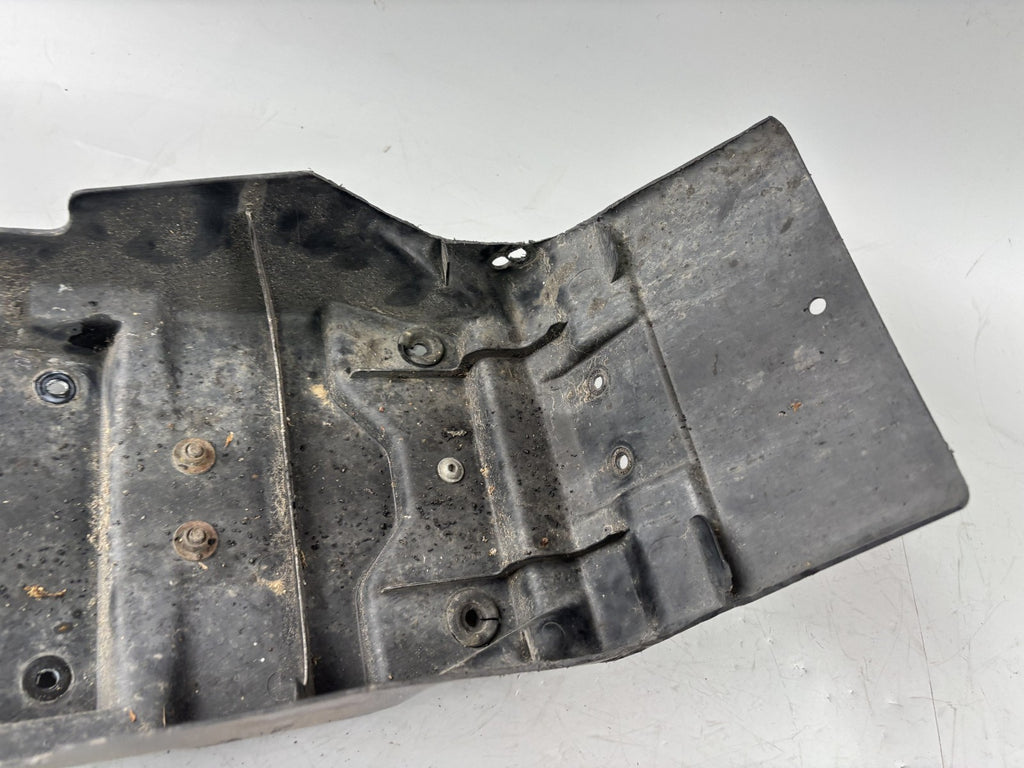 Suzuki GSX-R 750 W GR7BB Heckuntersicht Radlauf Kennzeichen Kotflügel Fender
