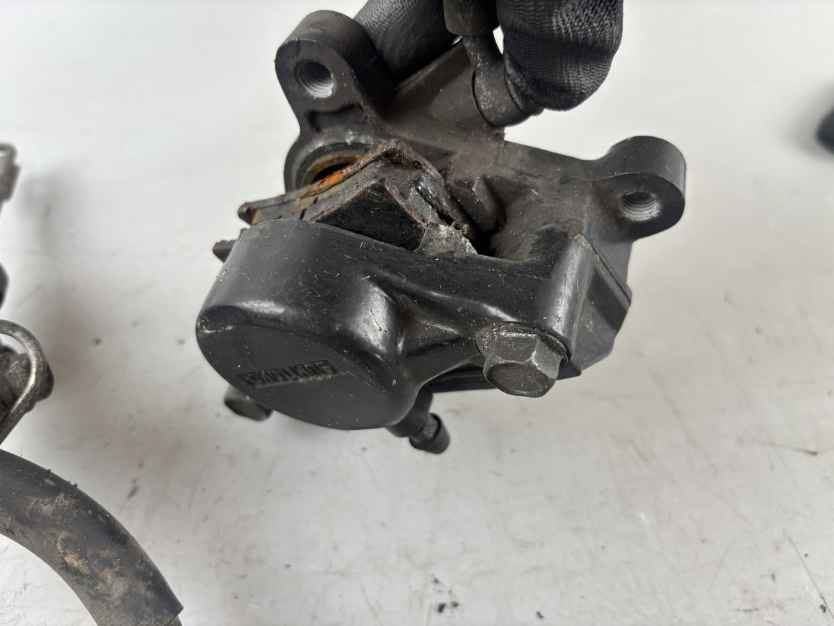 Yamaha FJ1200 3CW 3YA Bremsanlage Bremse brake hinten back Sattel Pumpe
