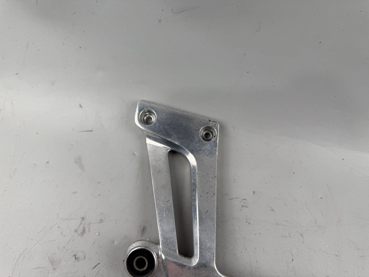 Yamaha XJR 1200 4PU Fußraste soziusfußraste hinten back Beifahrer links left
