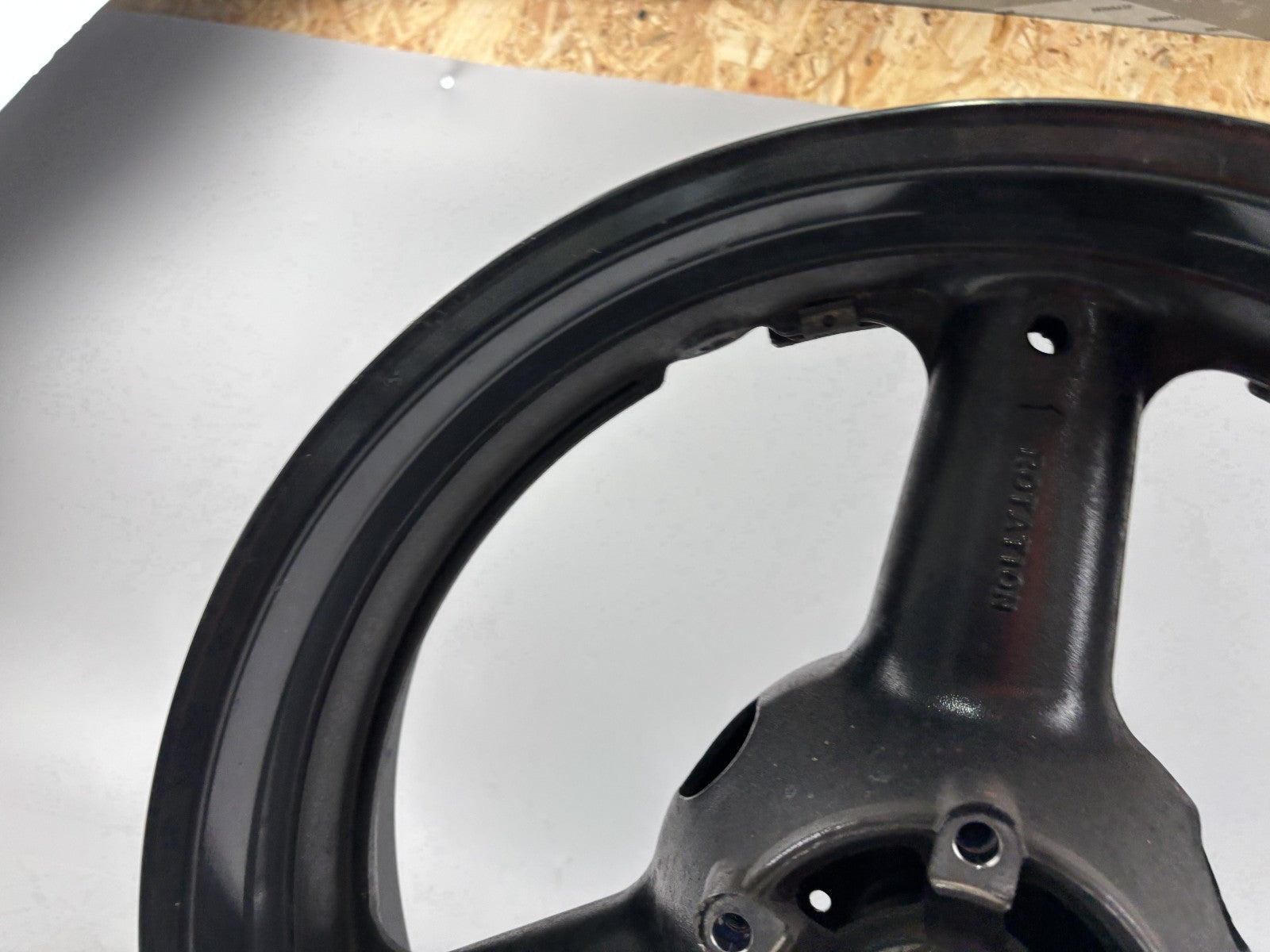 Suzuki GSX 750 F AK11 Hinterradfelge Felge Rim Rad hinten back Reifen
