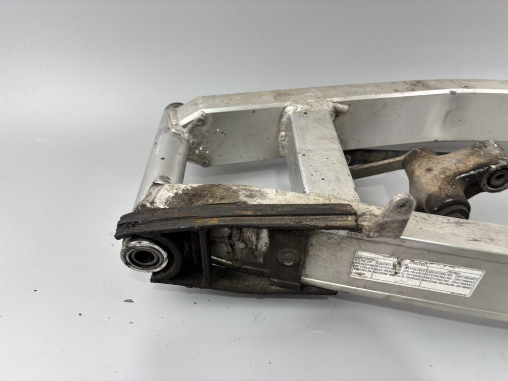 Yamaha FZS600 Fazer RJ02 Schwinge Schwingarm Swing Aufhängung