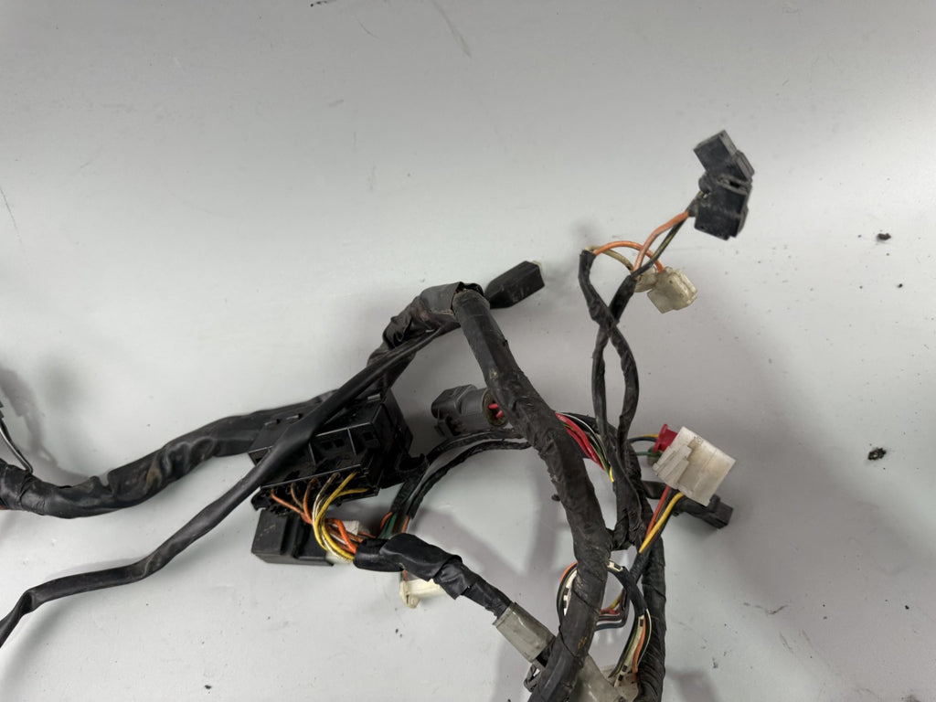 Suzuki GSF600 GN77B Bandit Kabelbaum Cable Stecker Kabelstrang