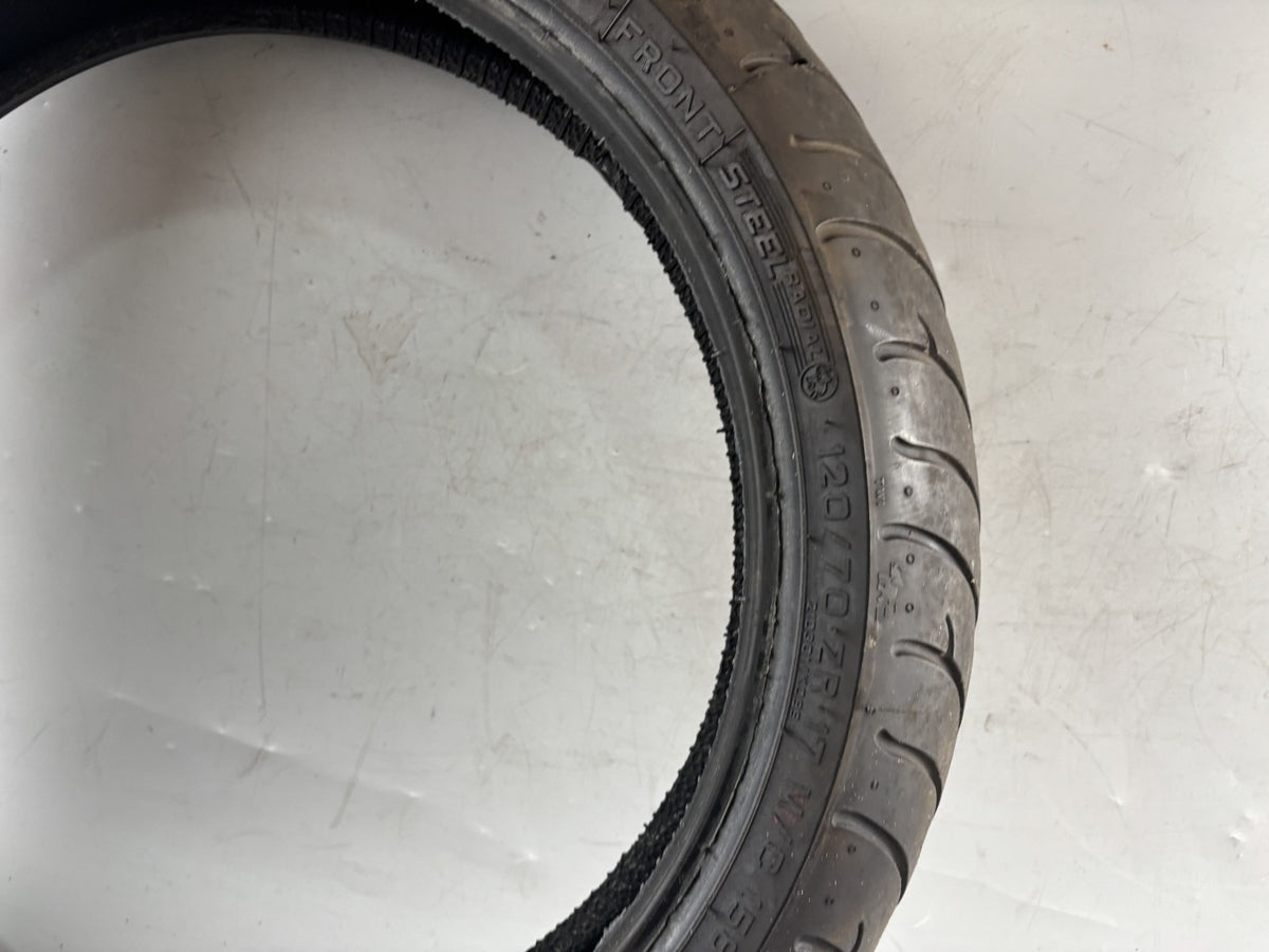 Motorrad Reifen Wheel 120/70 ZR17 Metzler Roadtec Z6 DOT 12/2019 3,55mm