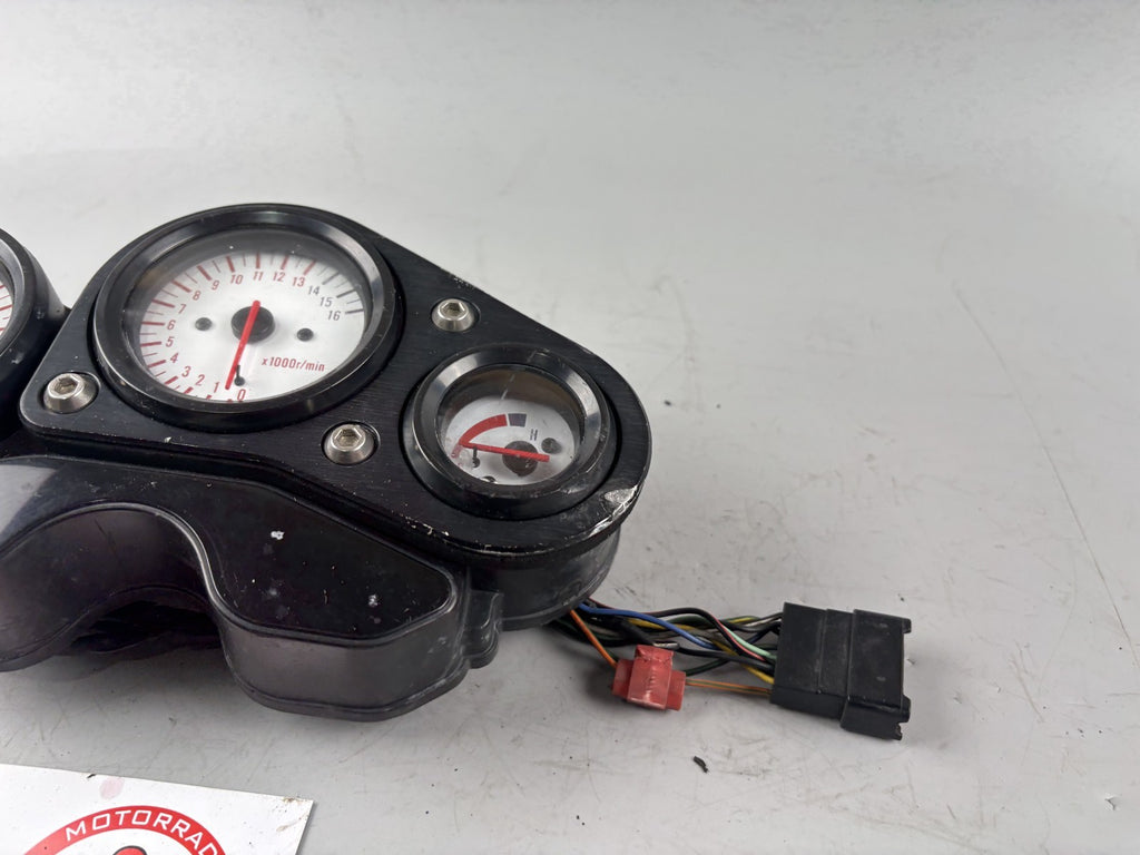 Suzuki GSX-R 750 W GR7BB Tacho Speedometer DZM Drehzahlmeser Instrumente Cockpit