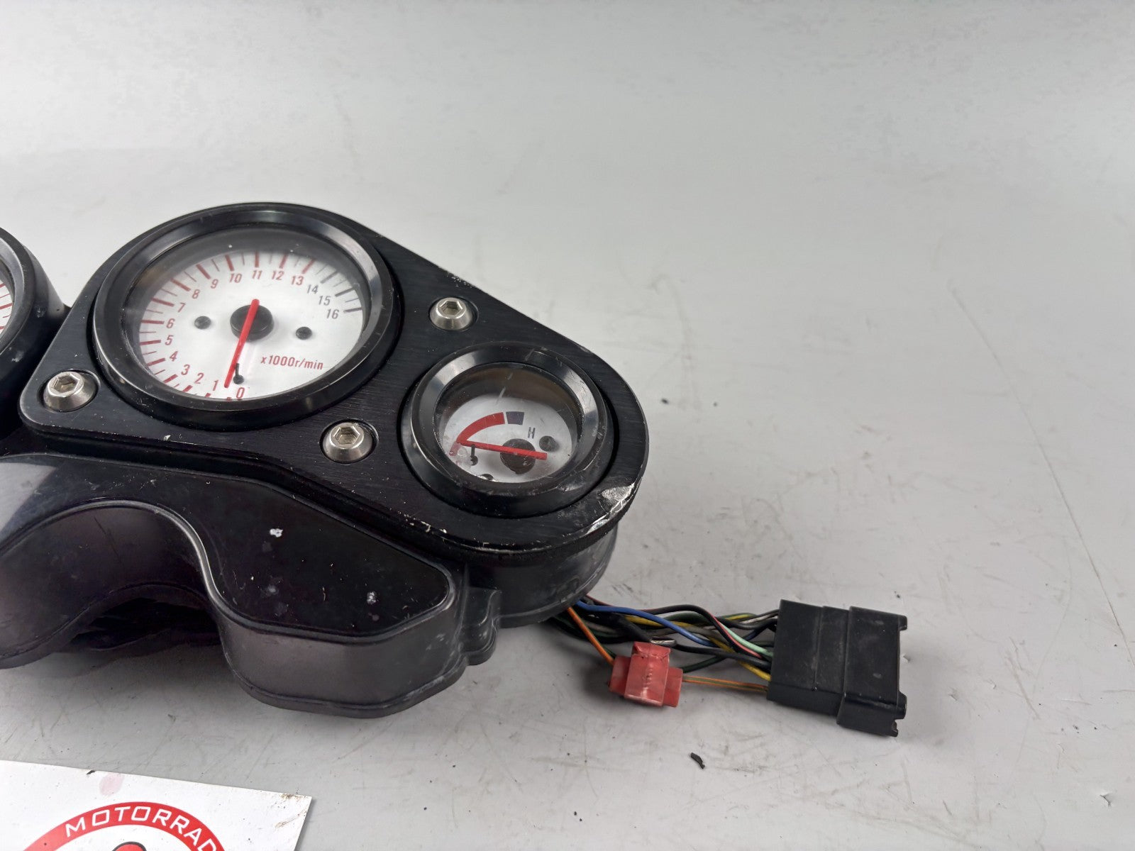 Suzuki GSX-R 750 W GR7BB Tacho Speedometer DZM Drehzahlmeser Instrumente Cockpit