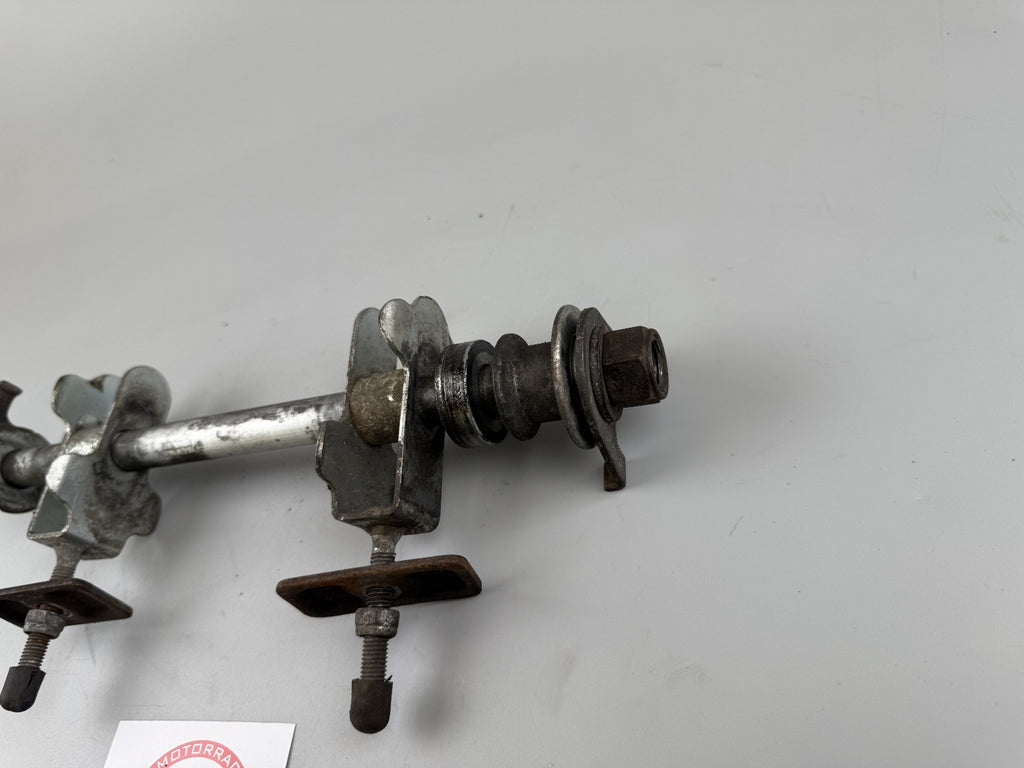 Suzuki GS500E GM51B Hinterradachse Achse Kettenspanner back Aufhängung Chain
