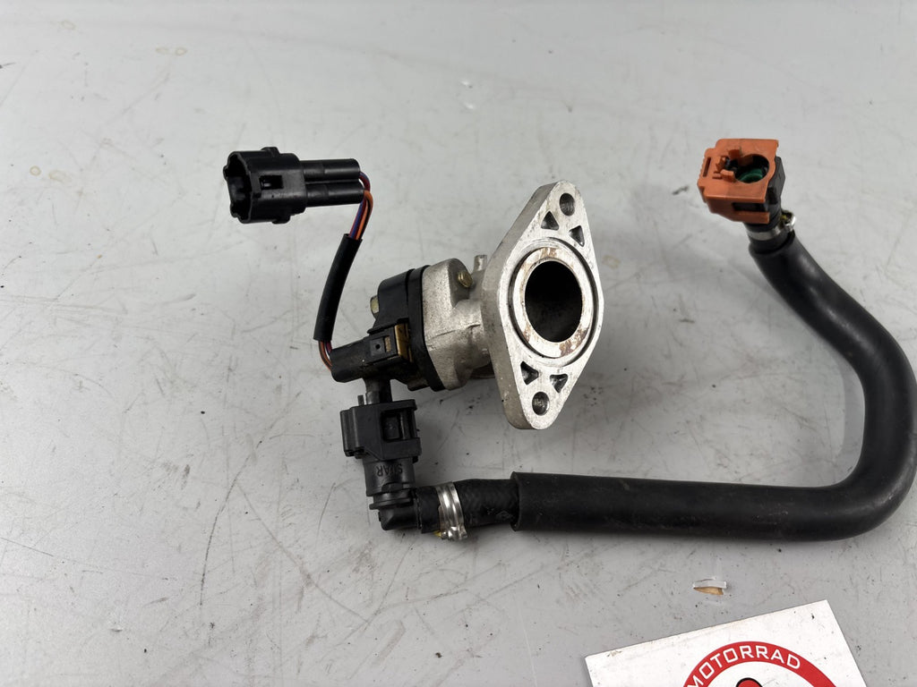 Yamaha YBR 125 RE05 Ansaugstutzen Gummi Engine Vergaser Drosselklappe
