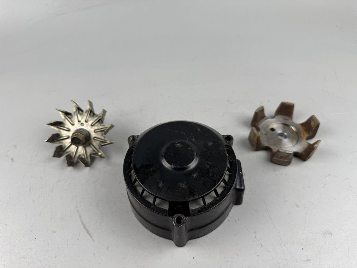 Honda CB750 Sevenfifty RC42 Lichtmaschine Lightmachine Generator Stator Deckel