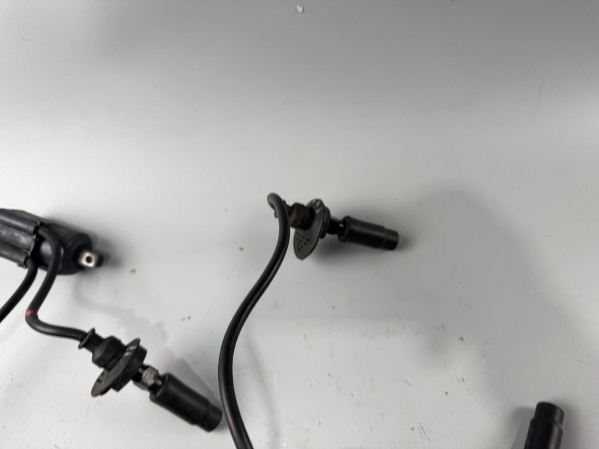 Suzuki GSX - R 1100 GV73C Zündspule Zündstecker Zündkabel Ignition Electric