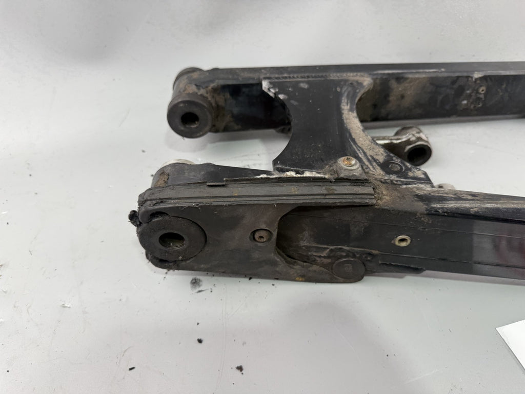 Triumph Speed Triple 900 T300B Schwinge Schwingarm Swing Swingarm Aufhängung