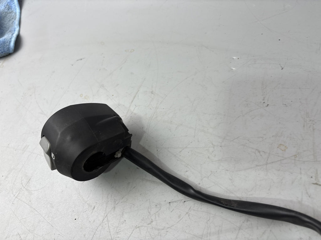 Yamaha YBR 125 RE05 Lenkerschalter links left Electric Switch Handlebar