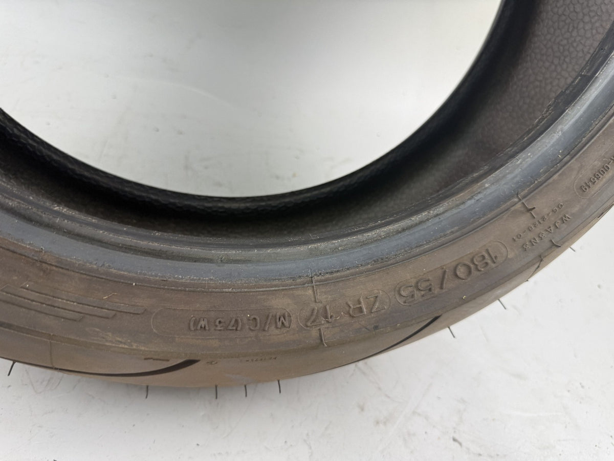 Motorrad Reifen Wheel 180/55 ZR17 Michelin Pilot 18/2019 DOT 6mm