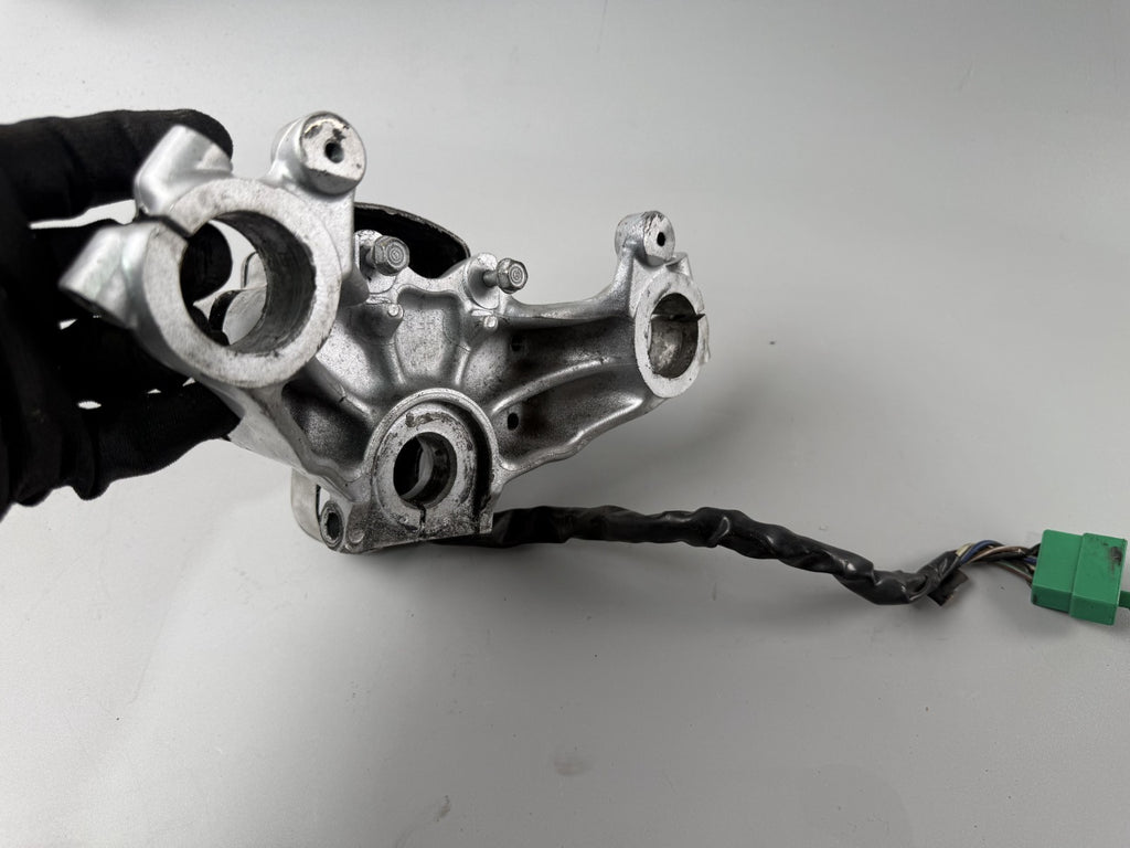 Honda CX500 Güllepumpe Gabelbrücke Bridge Halterung Holder Verbindung